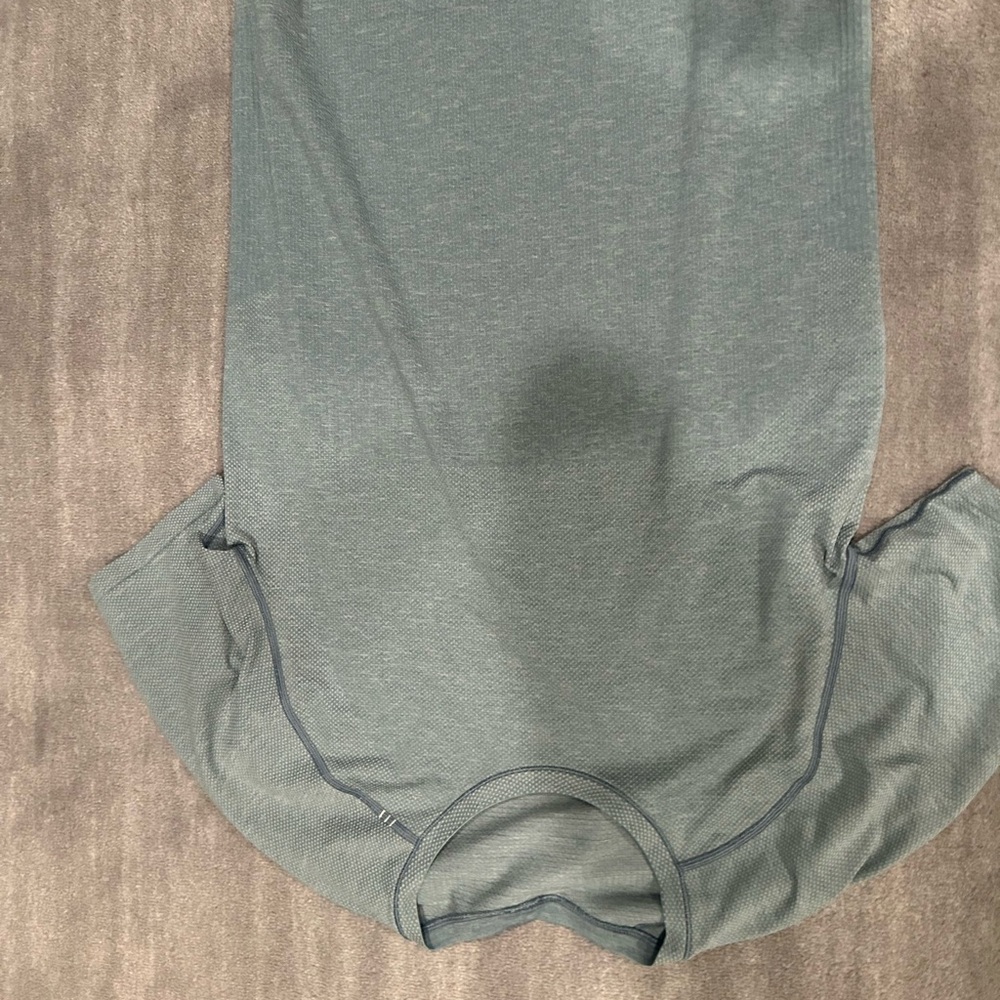 LULULEMON BABY BLUE TEE